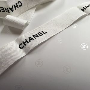 🎄BEST DEAL🎄Authentic Chanel YARD wrapping paper & 80” ribbon